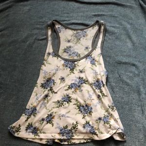 Flowered cropped tank